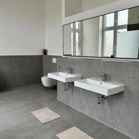 Privatunterkunft Heaven Homes - 15 Gehmin Vom Hbf Entfernt
